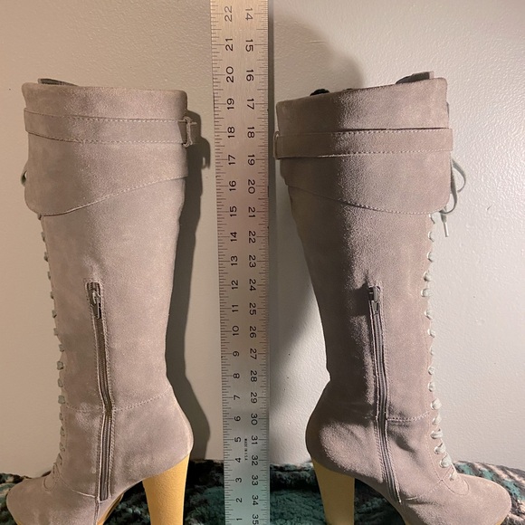 Charles David Gray Suede Lace up Knee High Bootss - Picture 10 of 10